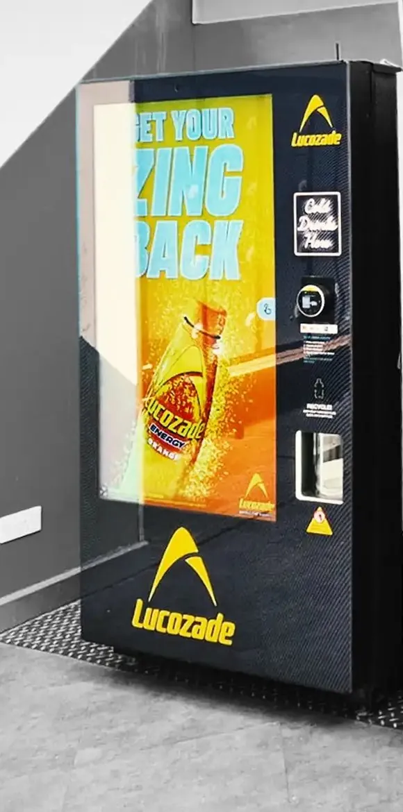 Full-screen digital vending machine